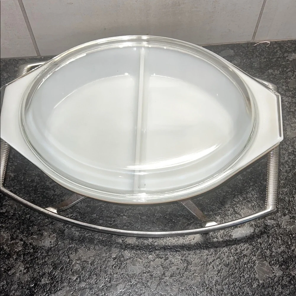 Early American Pyrex Divided Baking Dish with Stand.  22ct gold  design. Exc con